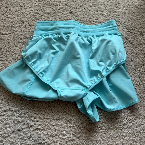Lululemon Track That shorts 3” Icing Blue - Picture 4 of 6